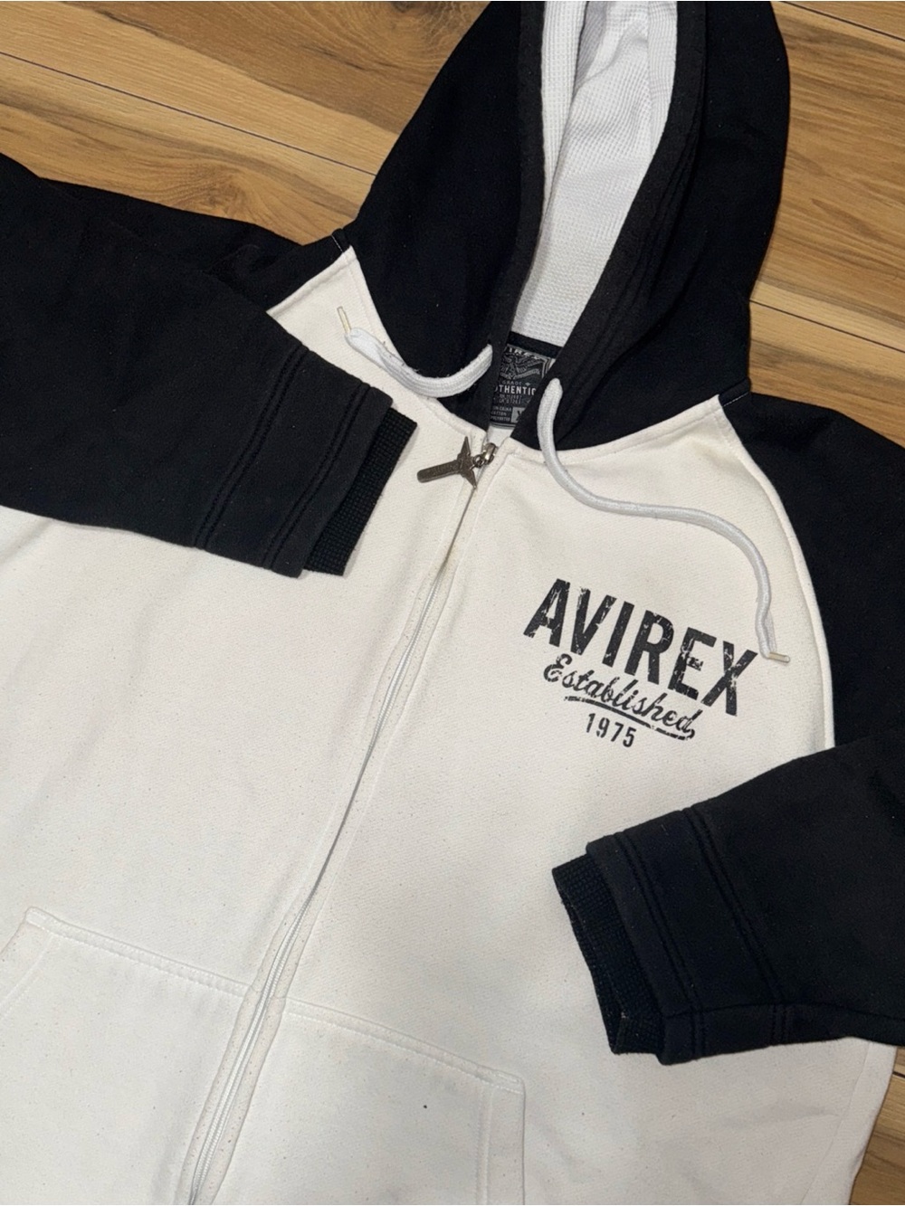 Avirex XL Two-Tone Black & White Zip Hoodie